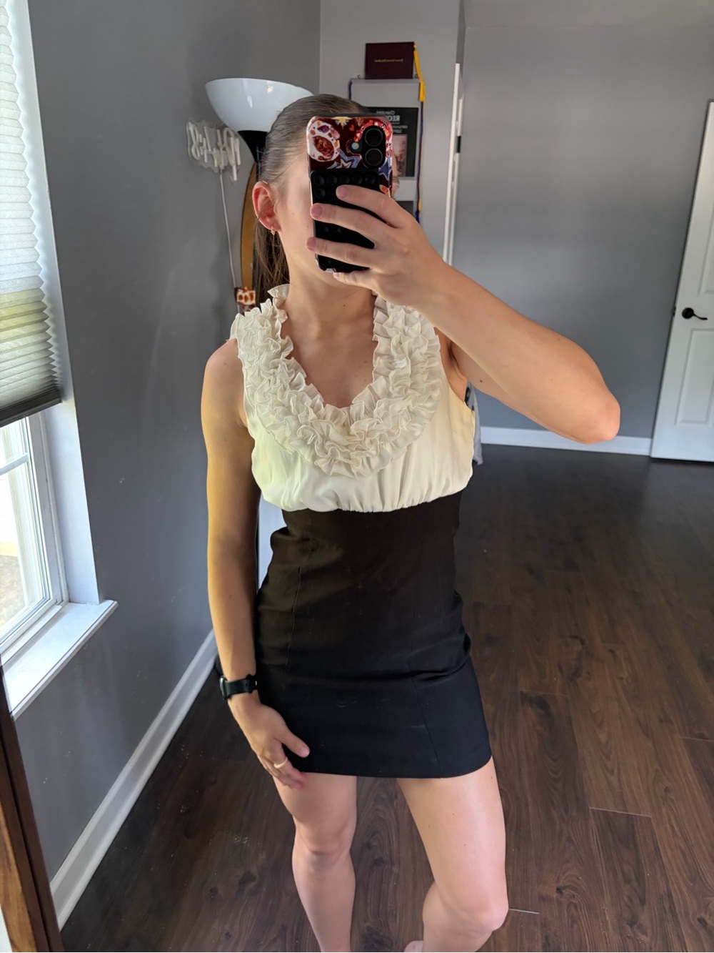 Elegant Two-Tone Ruffle V-Neck Dress - Cream & Black